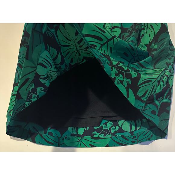 Banana Republic Green Leaf Floral Pleated Mini Flare Skirt Women's Size 4 Vtg - Picture 2 of 5